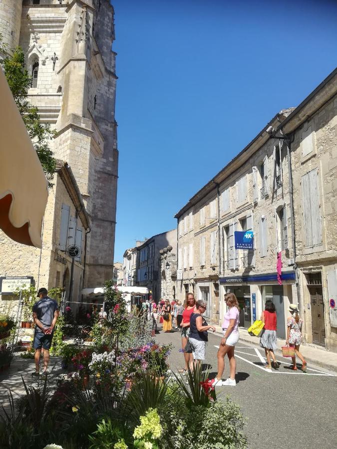 Gite Des Remparts A レクトゥール エクステリア 写真