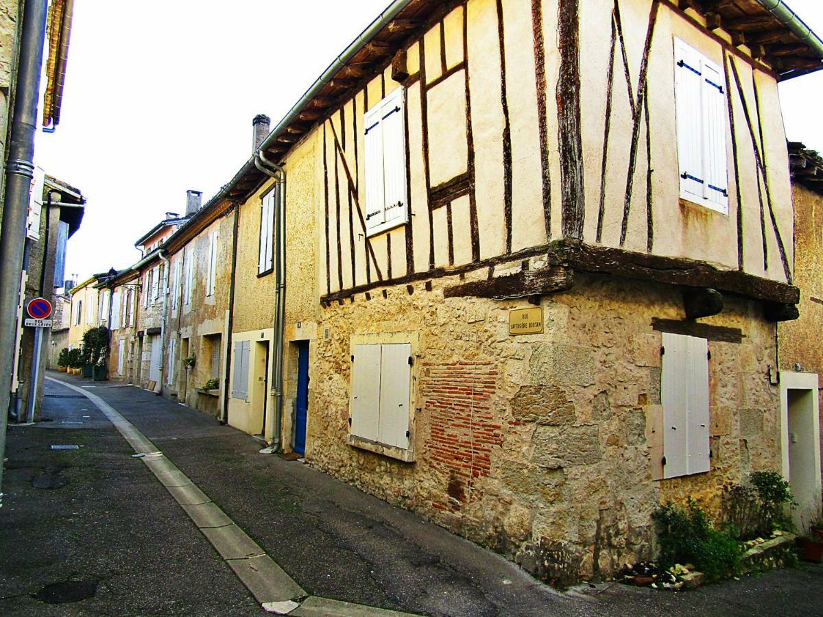 Gite Des Remparts A レクトゥール エクステリア 写真