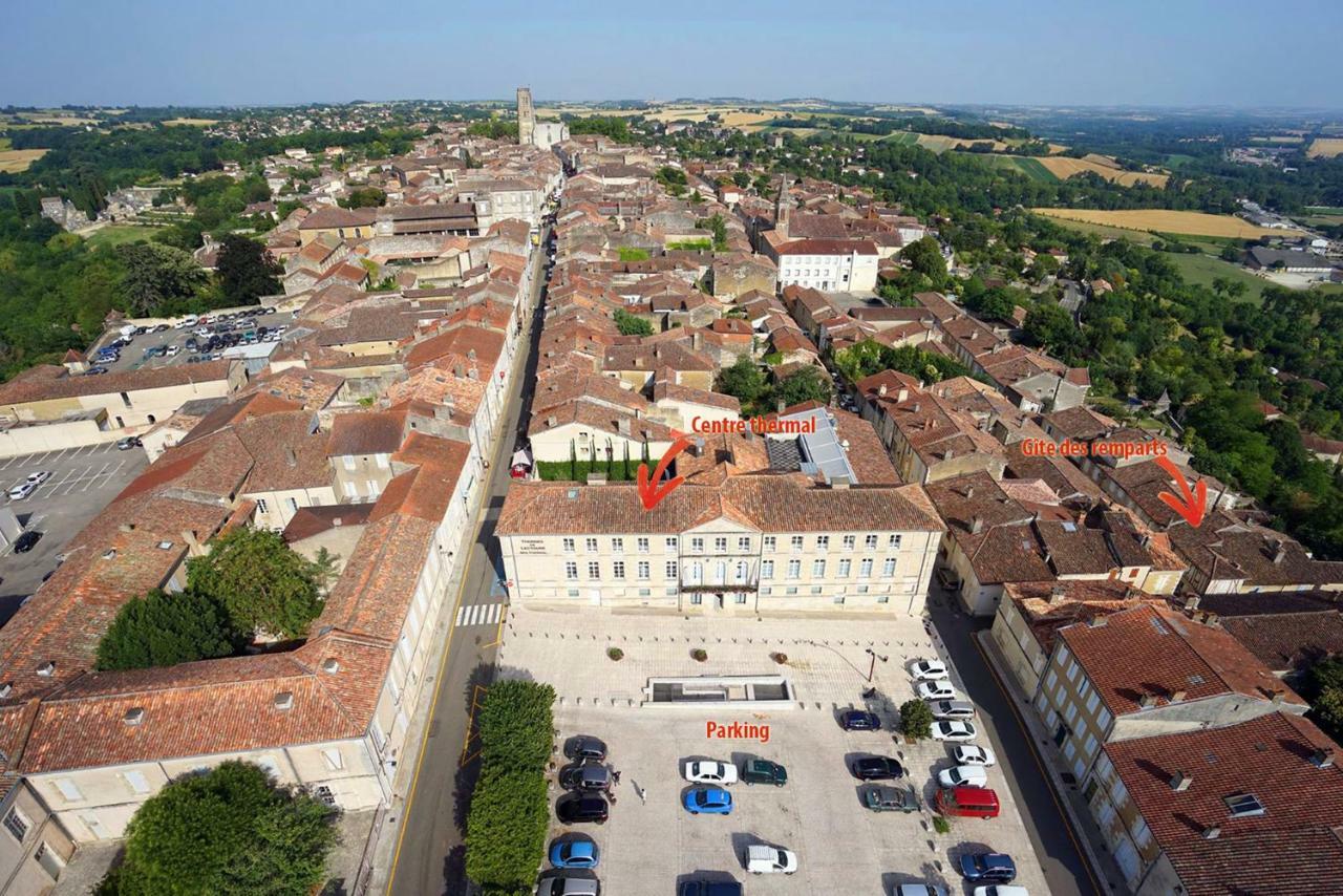 Gite Des Remparts A レクトゥール エクステリア 写真